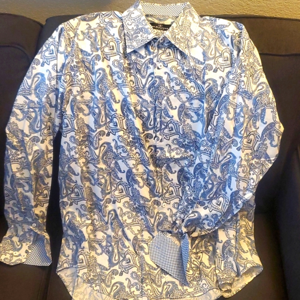 Men's casual button down shirt